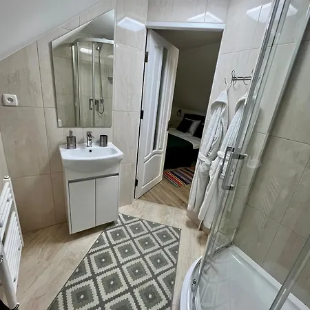 червона гора Estalagem Irshava